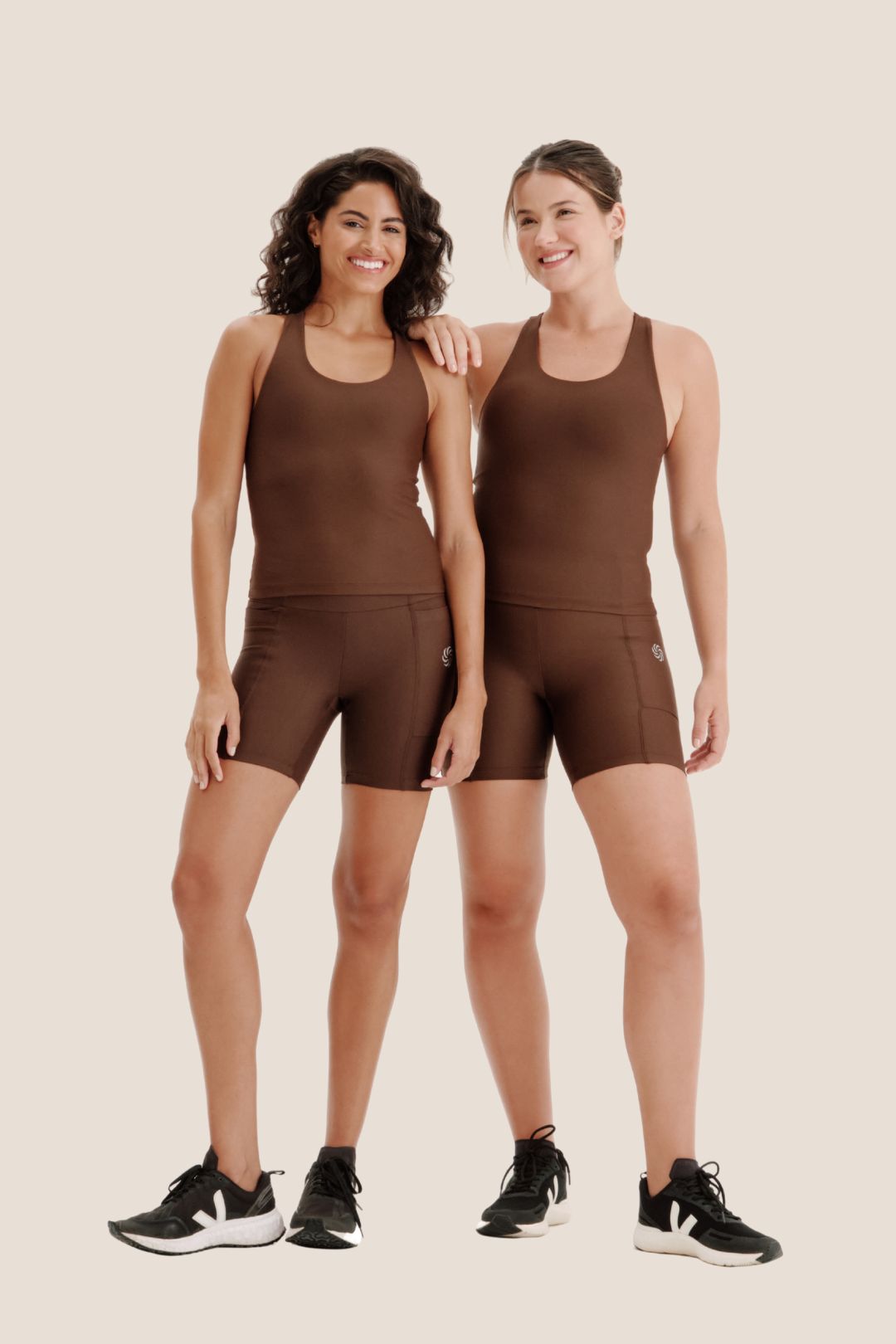 Camiseta de Compressão com Super Bolso Total emana Café