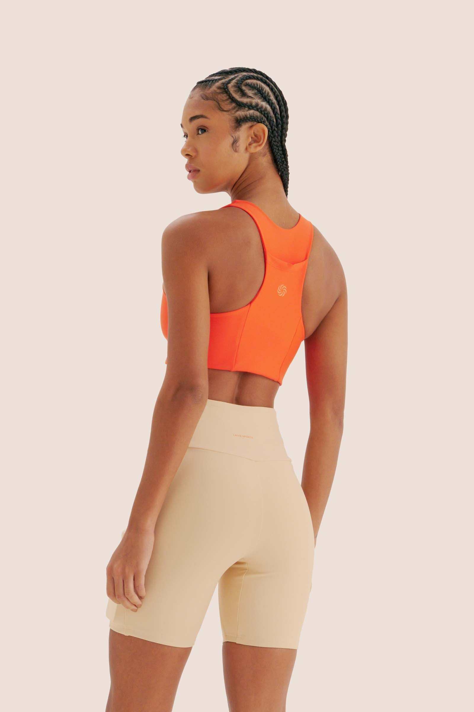 BERMUDA DE COMPRESSÃO LIVRE COM MULTIBOLSOS 5+ FlexSkin™ DUNA