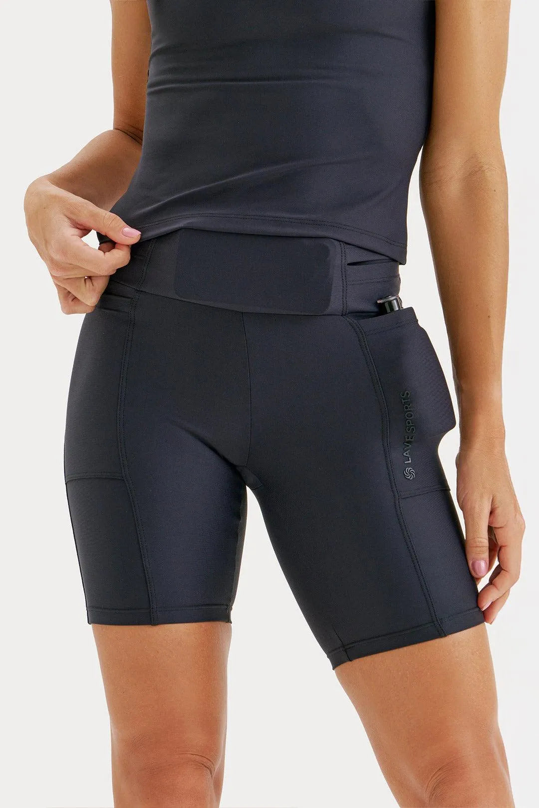 Bermuda de Compressão com Multibolsos Simple Preta