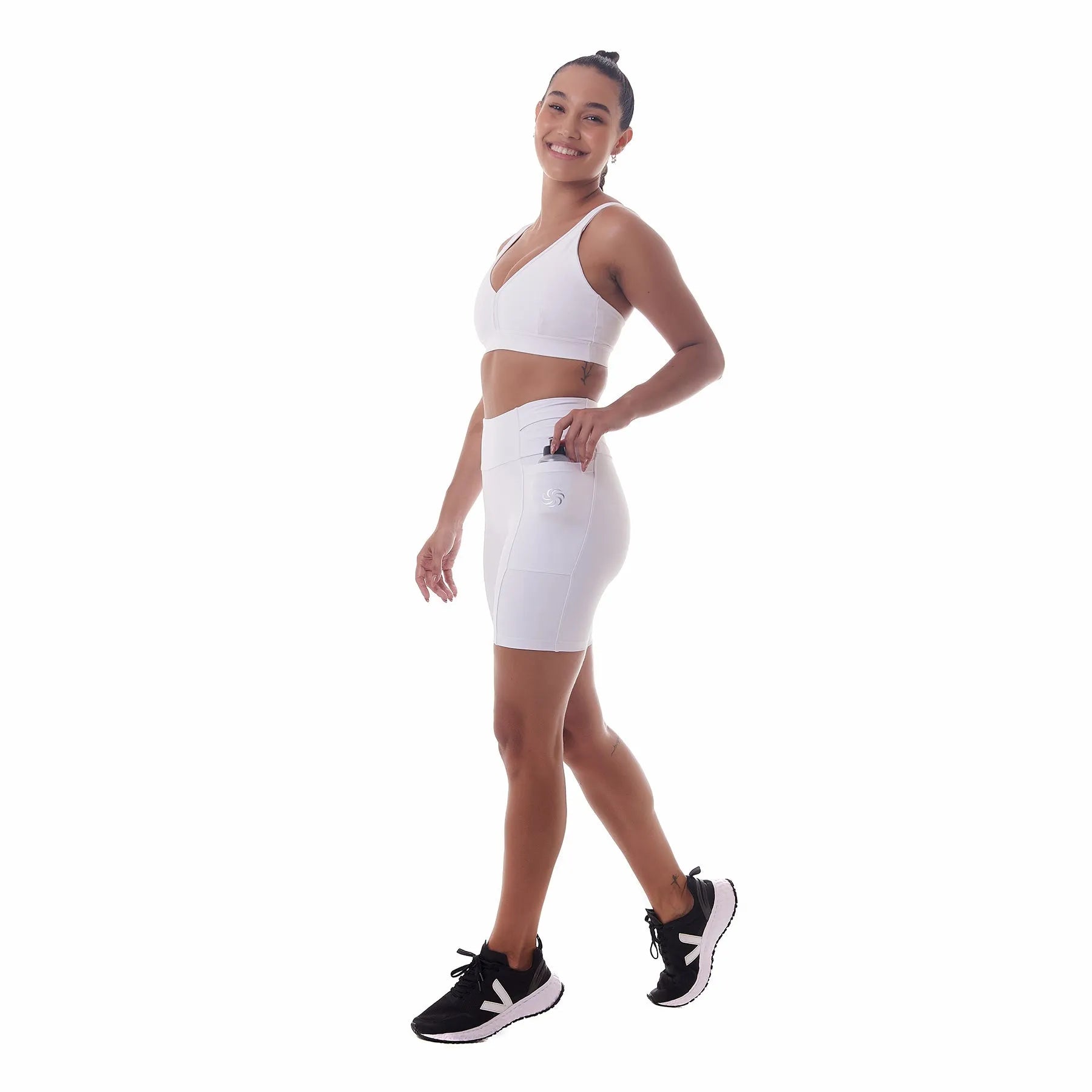 Bermuda de Compressão com Multibolsos Total Emana Branco