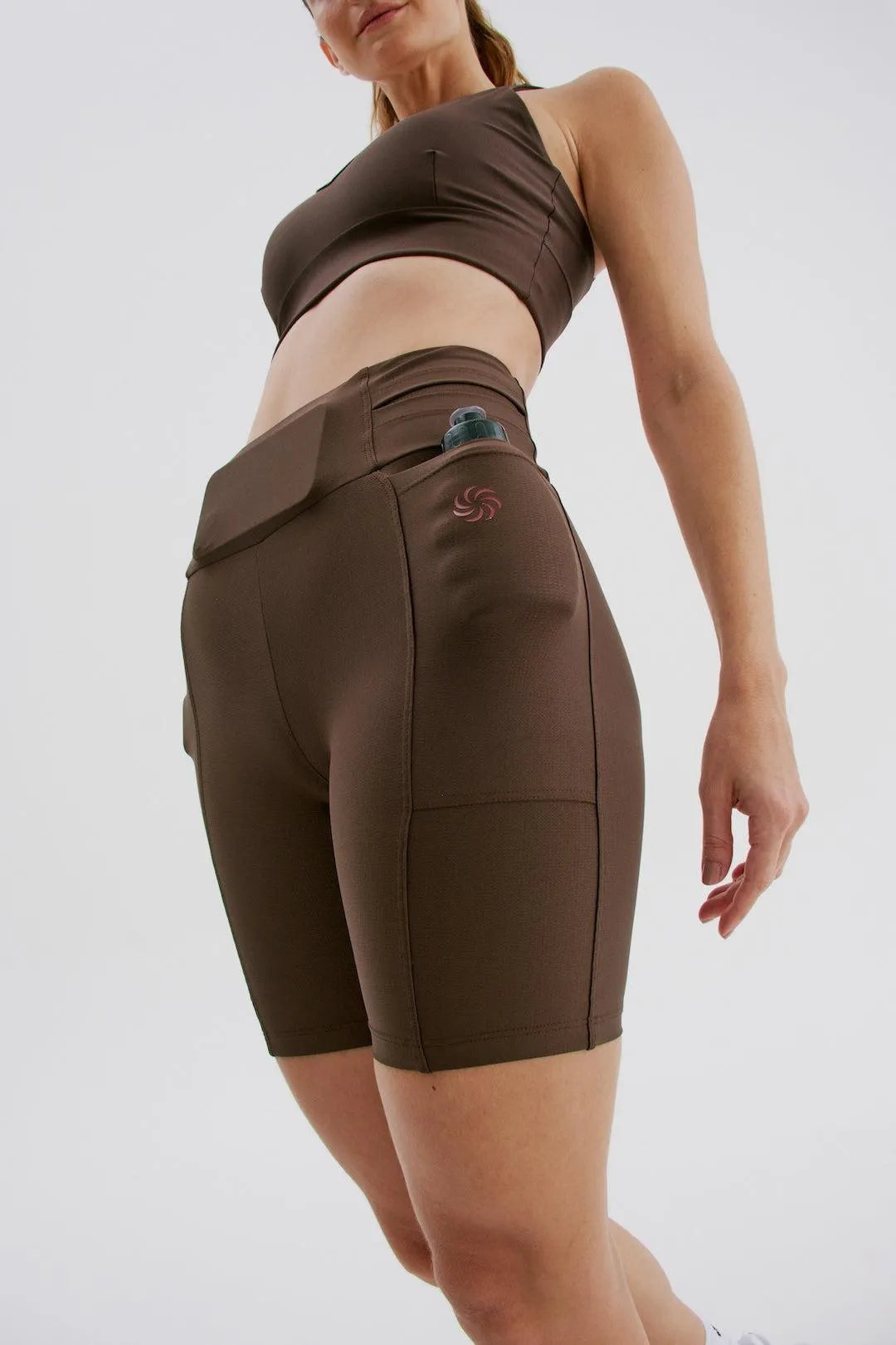 Bermuda de Compressão com Multibolsos Raiz