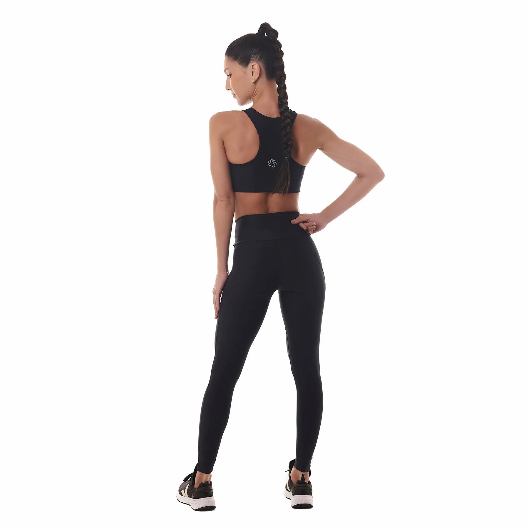 Calça de Compressão com Bolsos Clássica Emana Preto