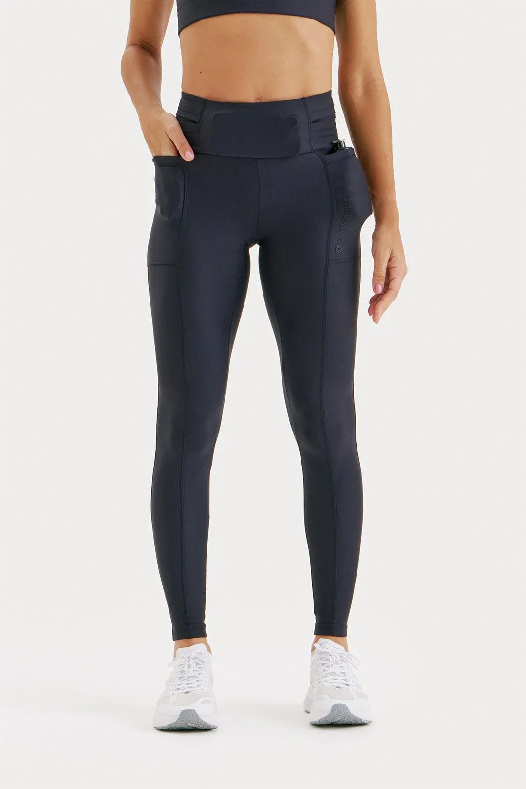 Calça de Compressão com Multibolsos Simple Preta