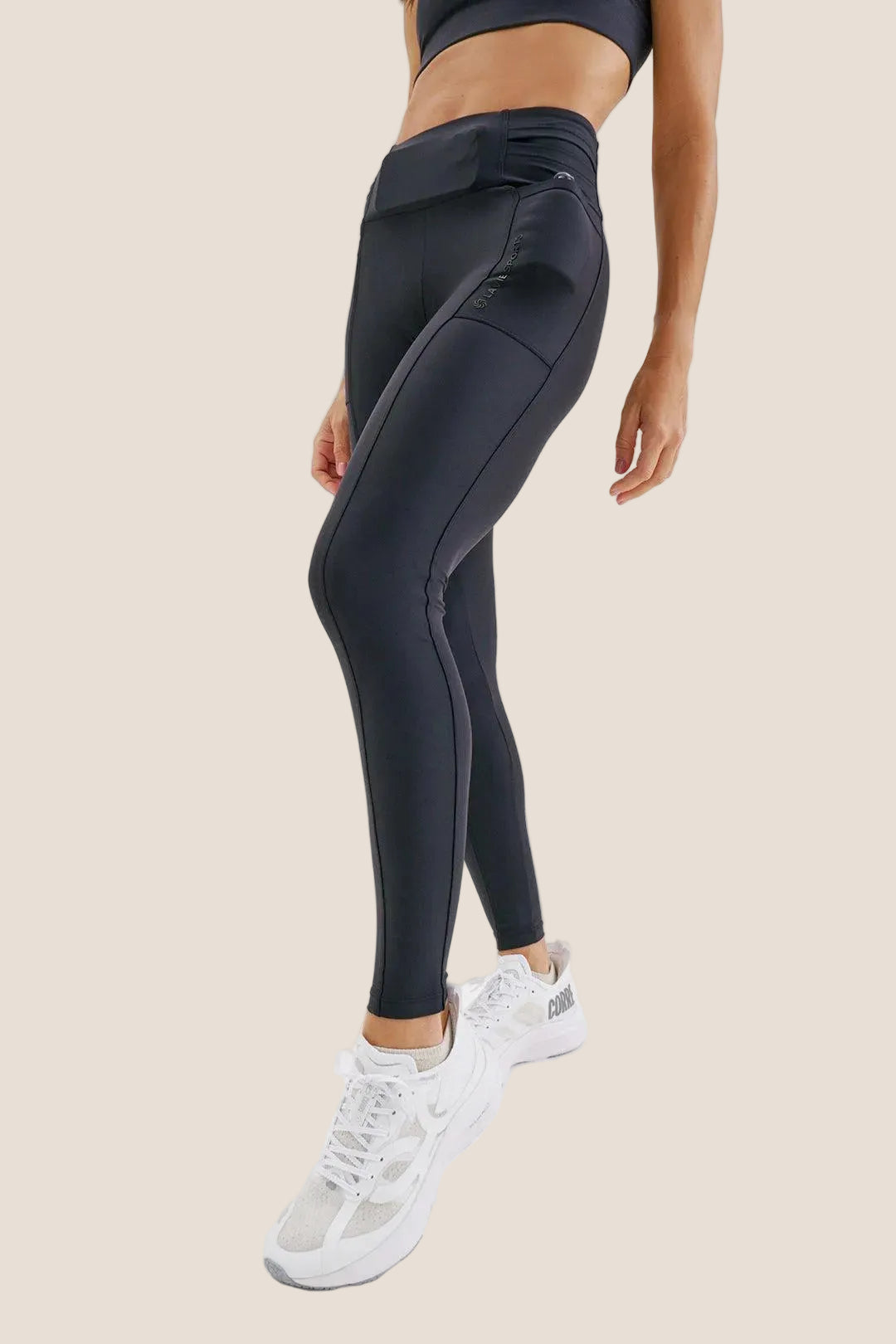Calça de Compressão com Multibolsos Simple Preta