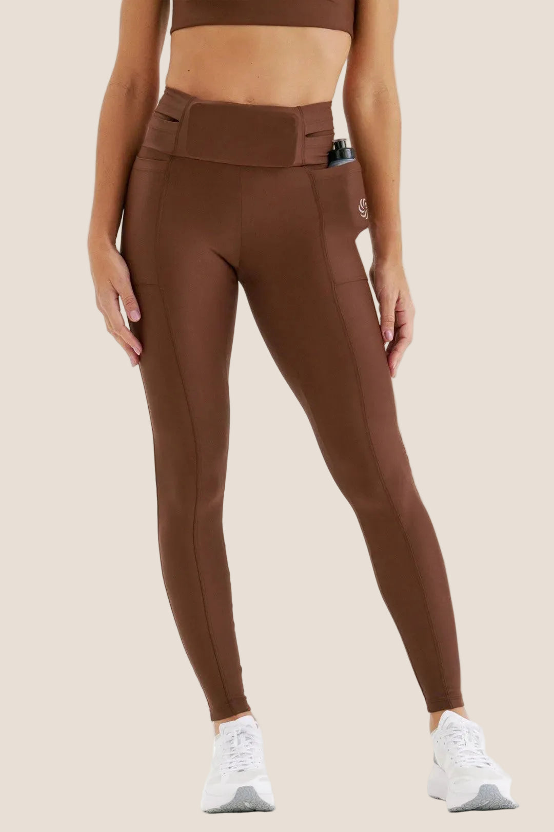 Calça de Compressão com Multibolsos Total Emana Café