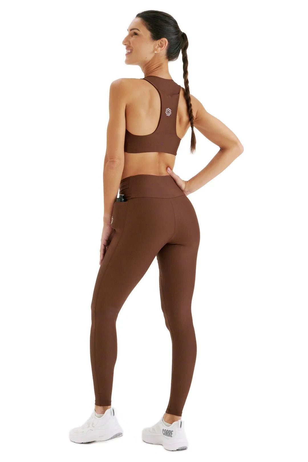 Calça de Compressão com Multibolsos Total Emana Café