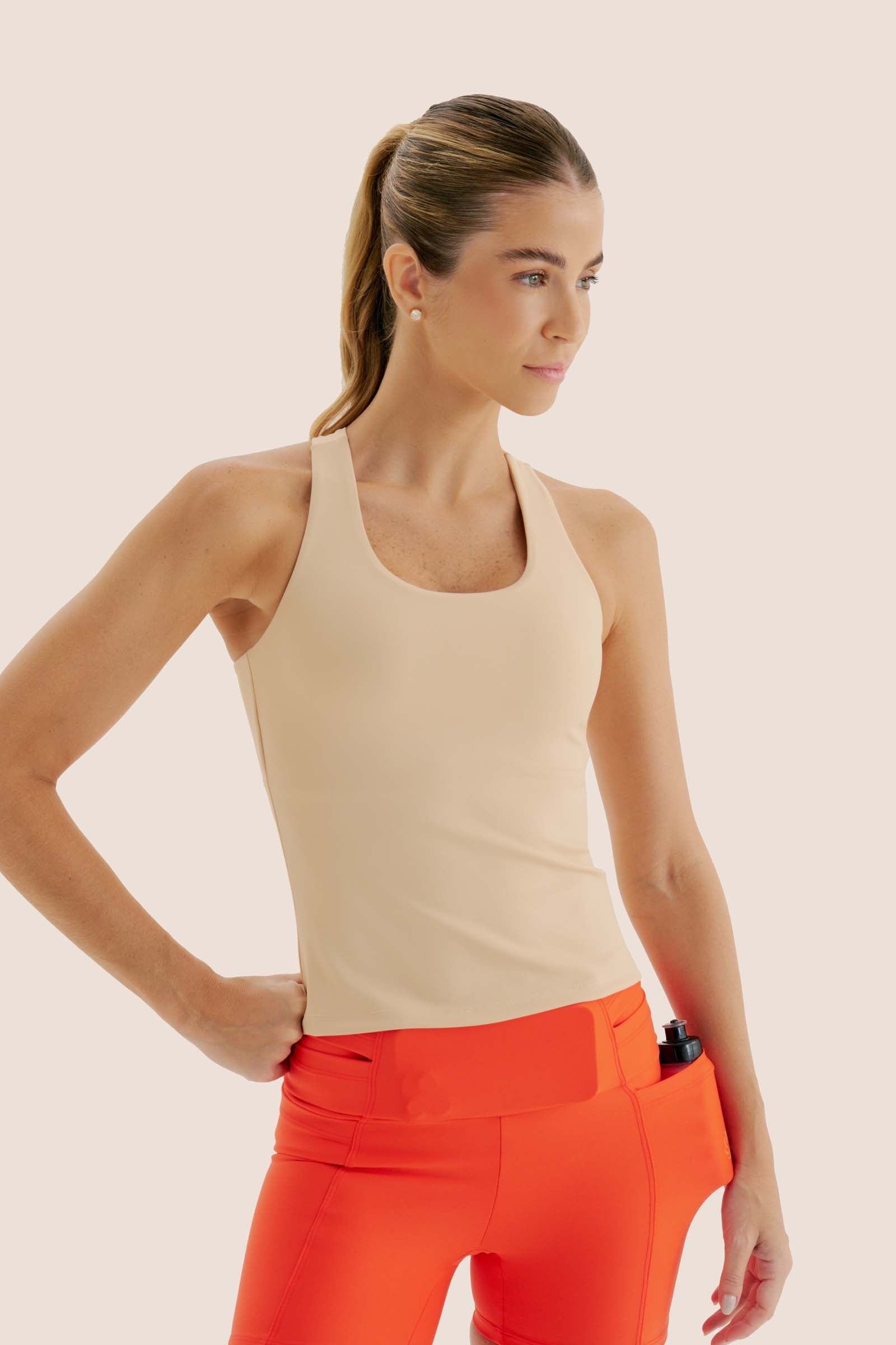 CAMISETA DE COMPRESSÃO COM SUPER BOLSO FLEXSKIN DUNA