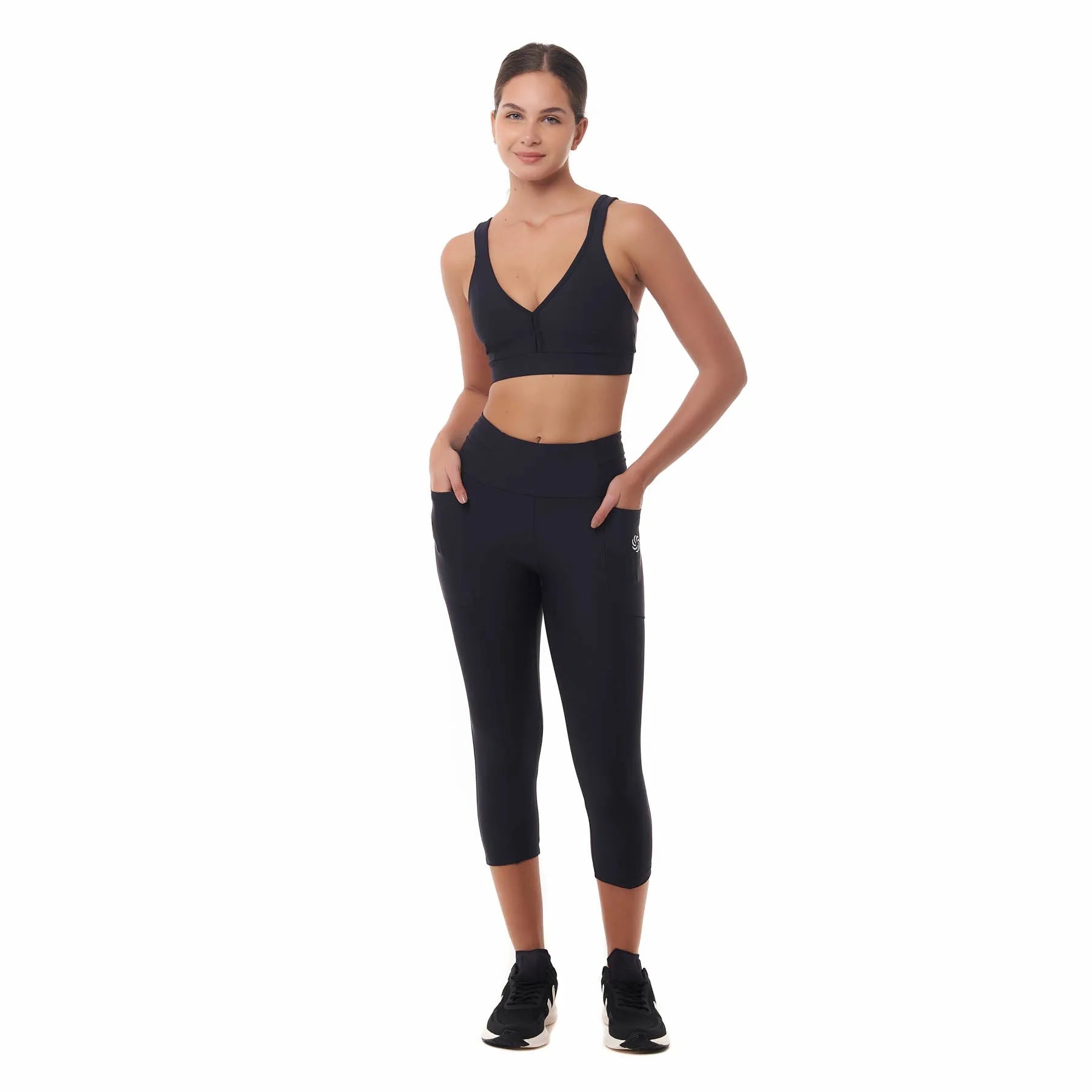 Corsário de Compressão com Multibolsos Total Emana Preto