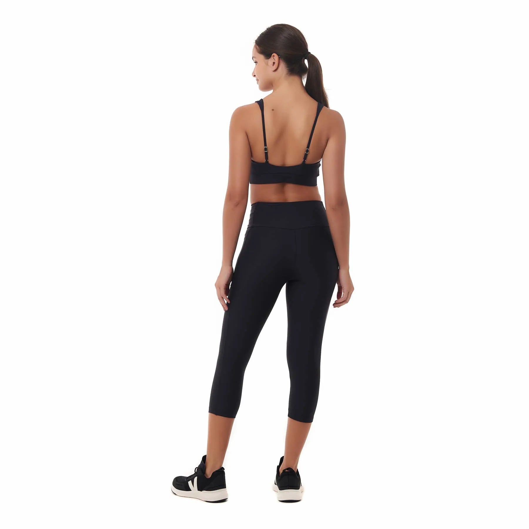 Corsário de Compressão com Multibolsos Total Emana Preto