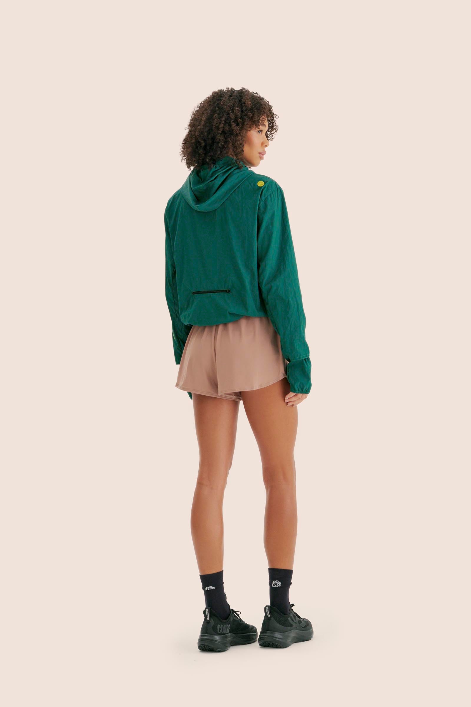 JAQUETA CORTA VENTO BOLSO ESMERALDA