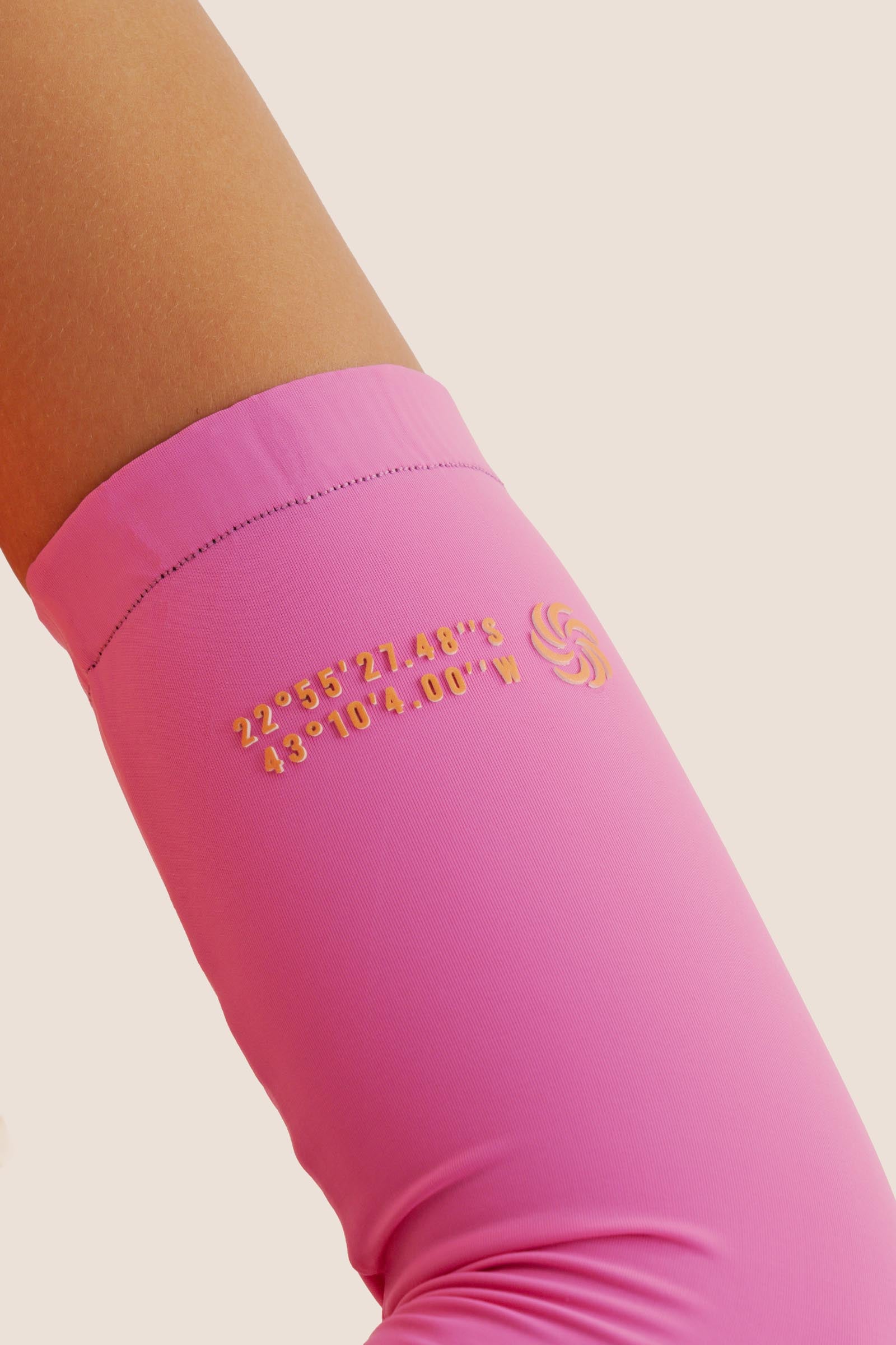 MANGUITO UV FLUIDO ABERTURA ROSA