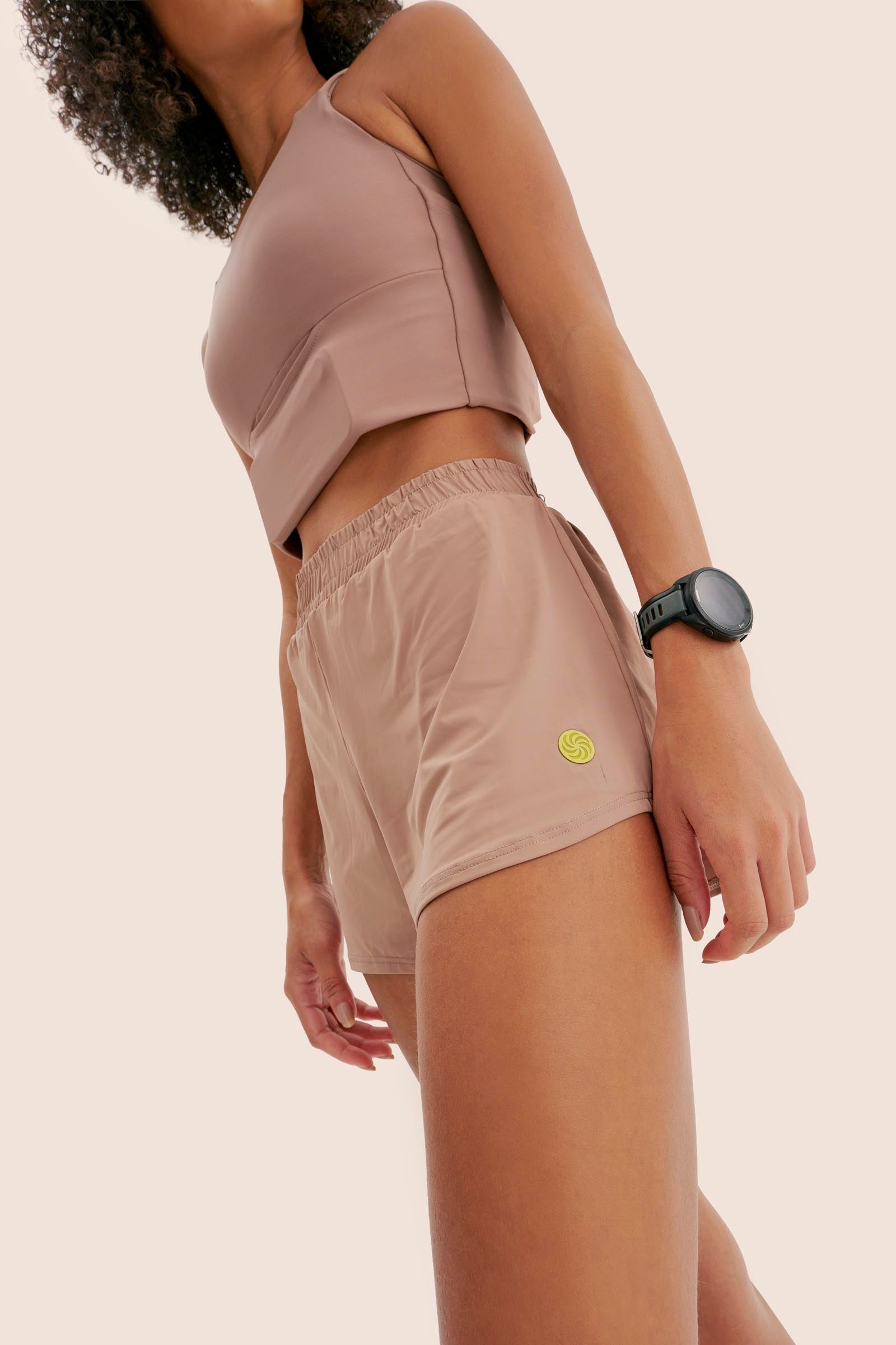 SHORT 3 BOLSOS SOLTINHO CANELA