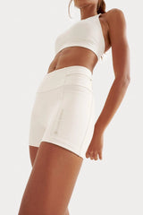 Short de Compressão Curto com Multibolsos Simple Off White
