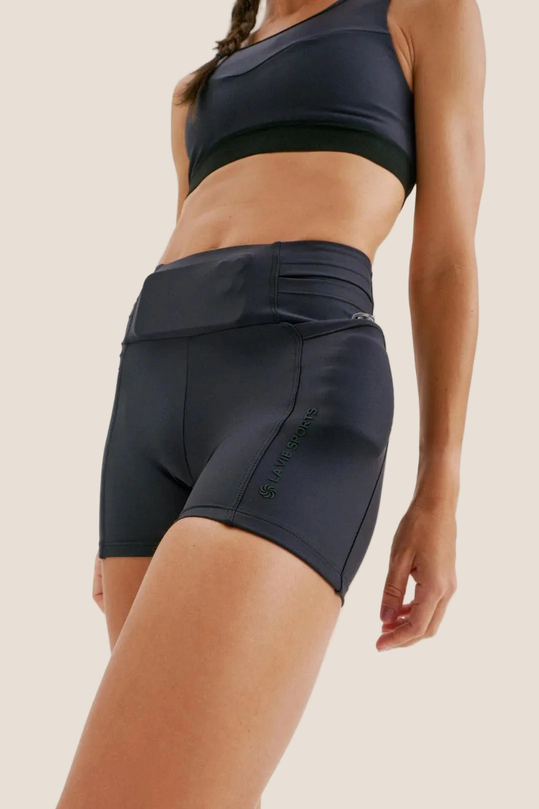 Short de Compressão com Multibolsos Curto Simple