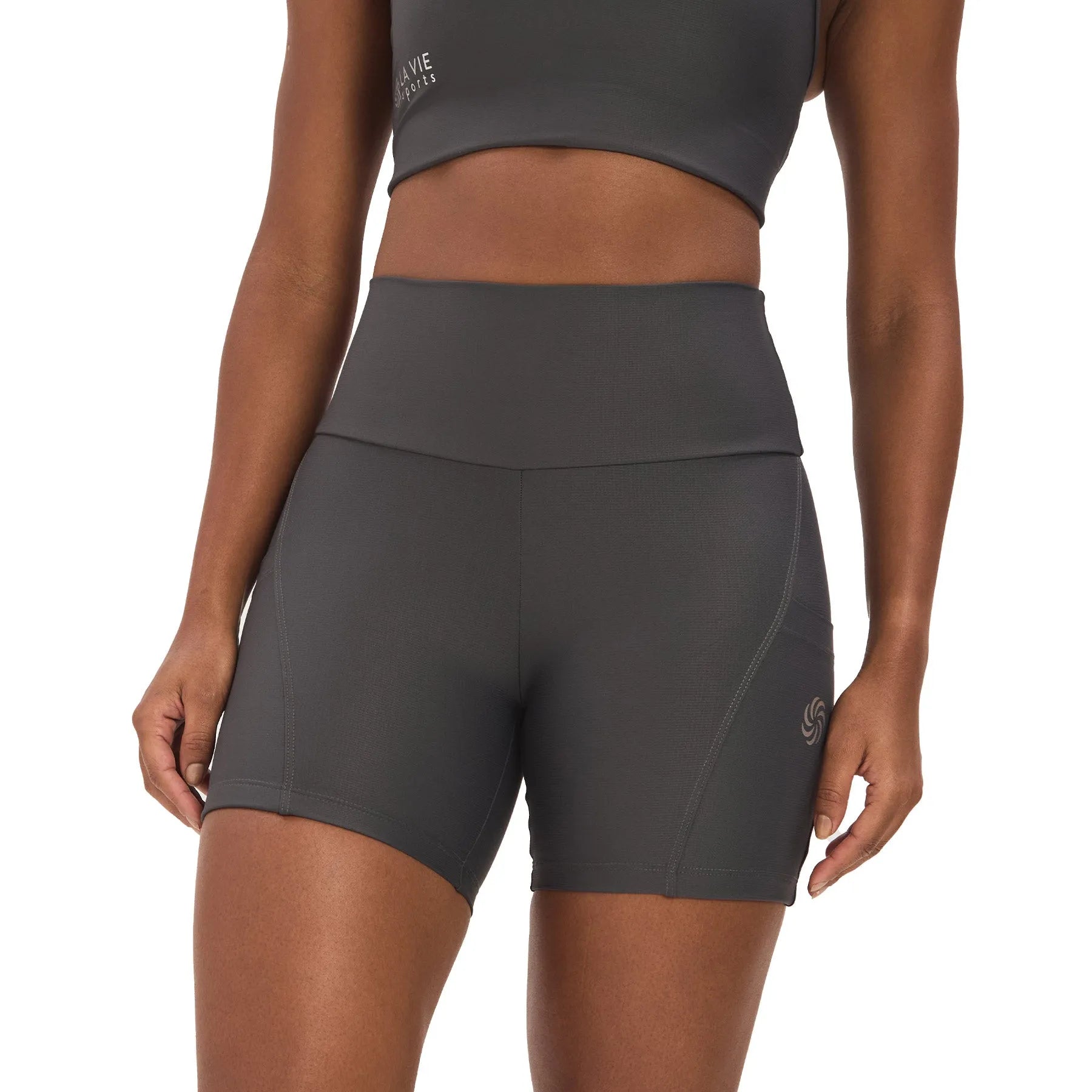 Short de Compressão com Bolsos Clássico Grafite