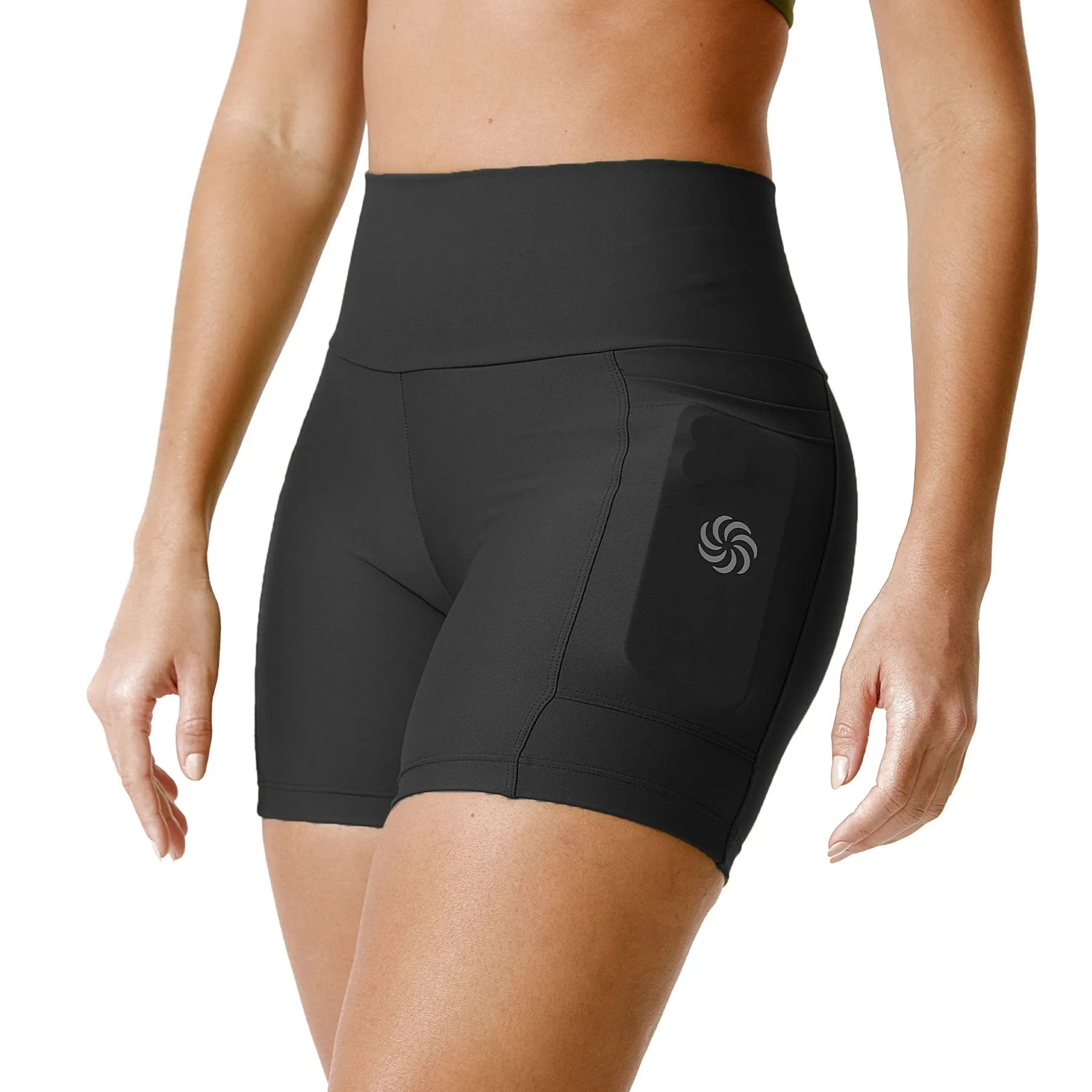 Short de Compressão com Bolsos Recortes