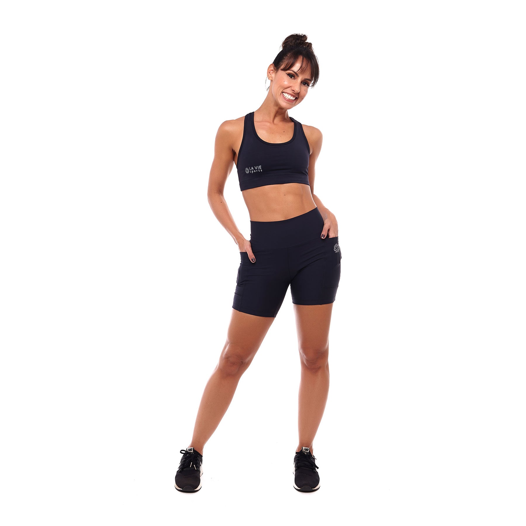 Short de Compressão com Bolsos Recortes Preto