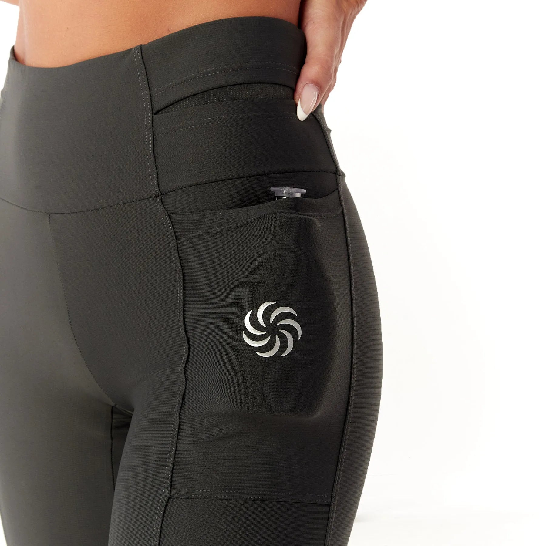 Short de Compressão com Multibolsos Grafite