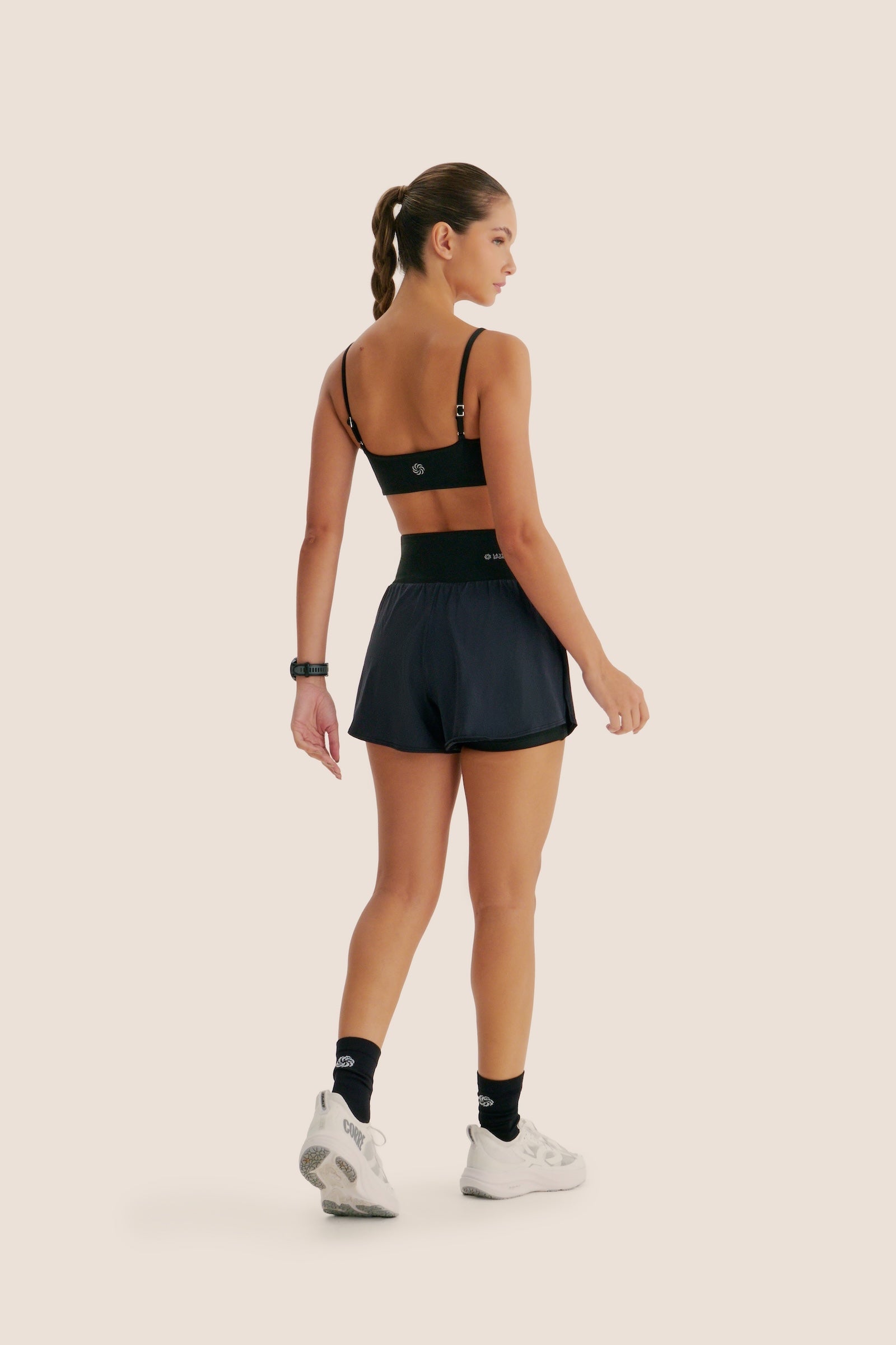SHORT DE COMPRESSÃO COM MULTIBOLSOS LIVRE SOLTINHO AloeSkin™ PRETO