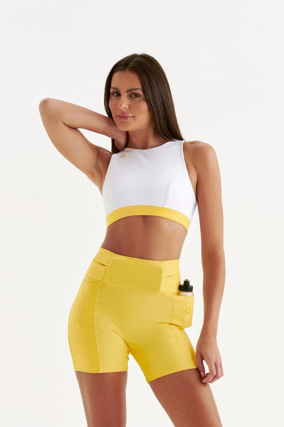 Short de compressão com Multibolsos Livre Total Emana Luz