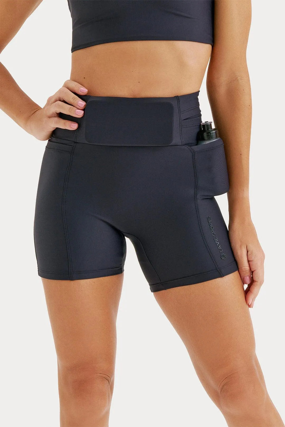 Short de Compressão com Multibolsos Livre Simple