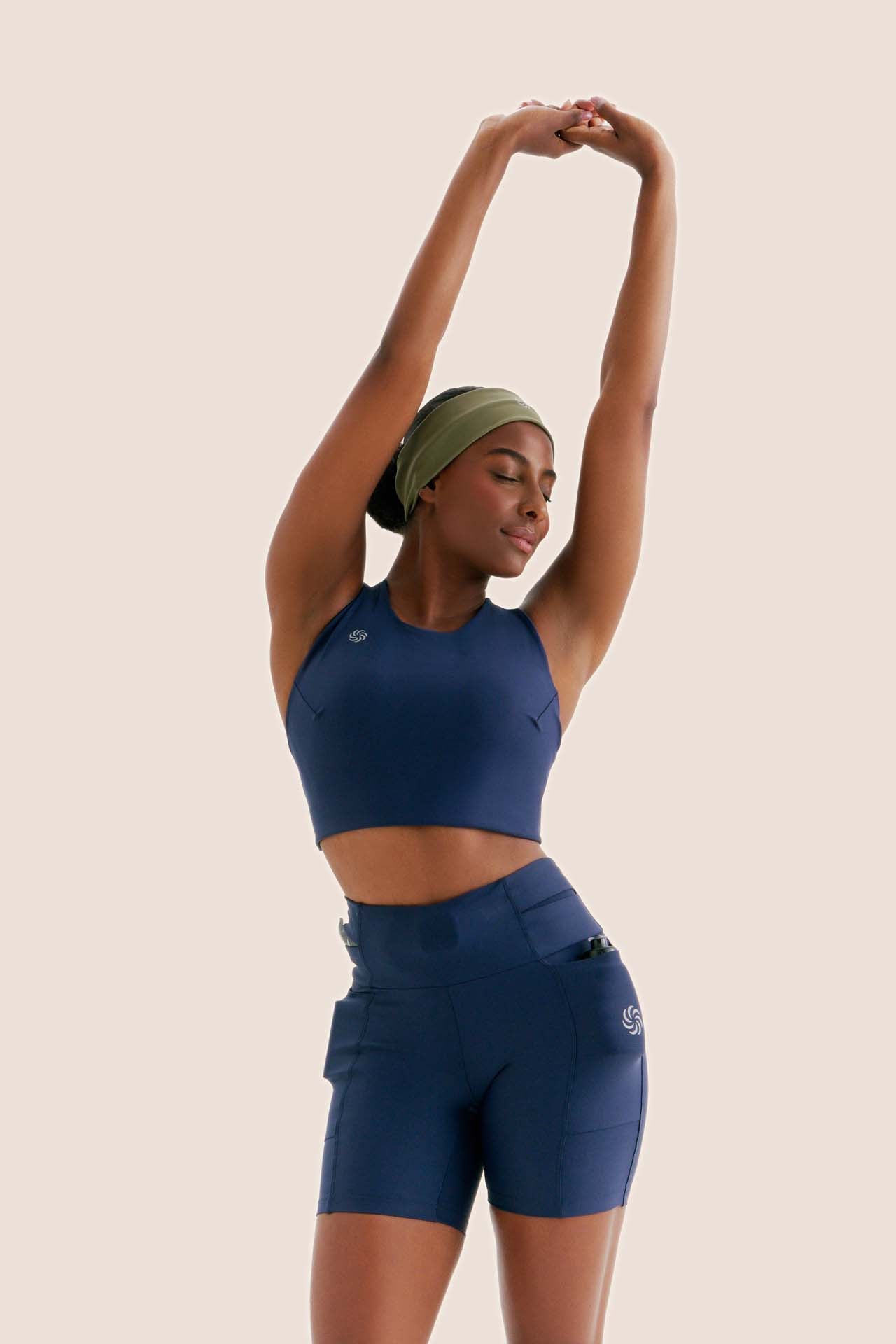 Short de Compressão com Multibolsos Marinho