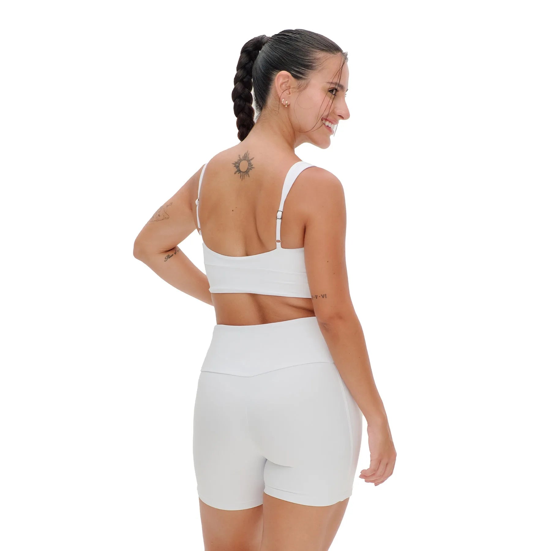 Short de Compressão Curto com Multibolsos Total Emana Branco