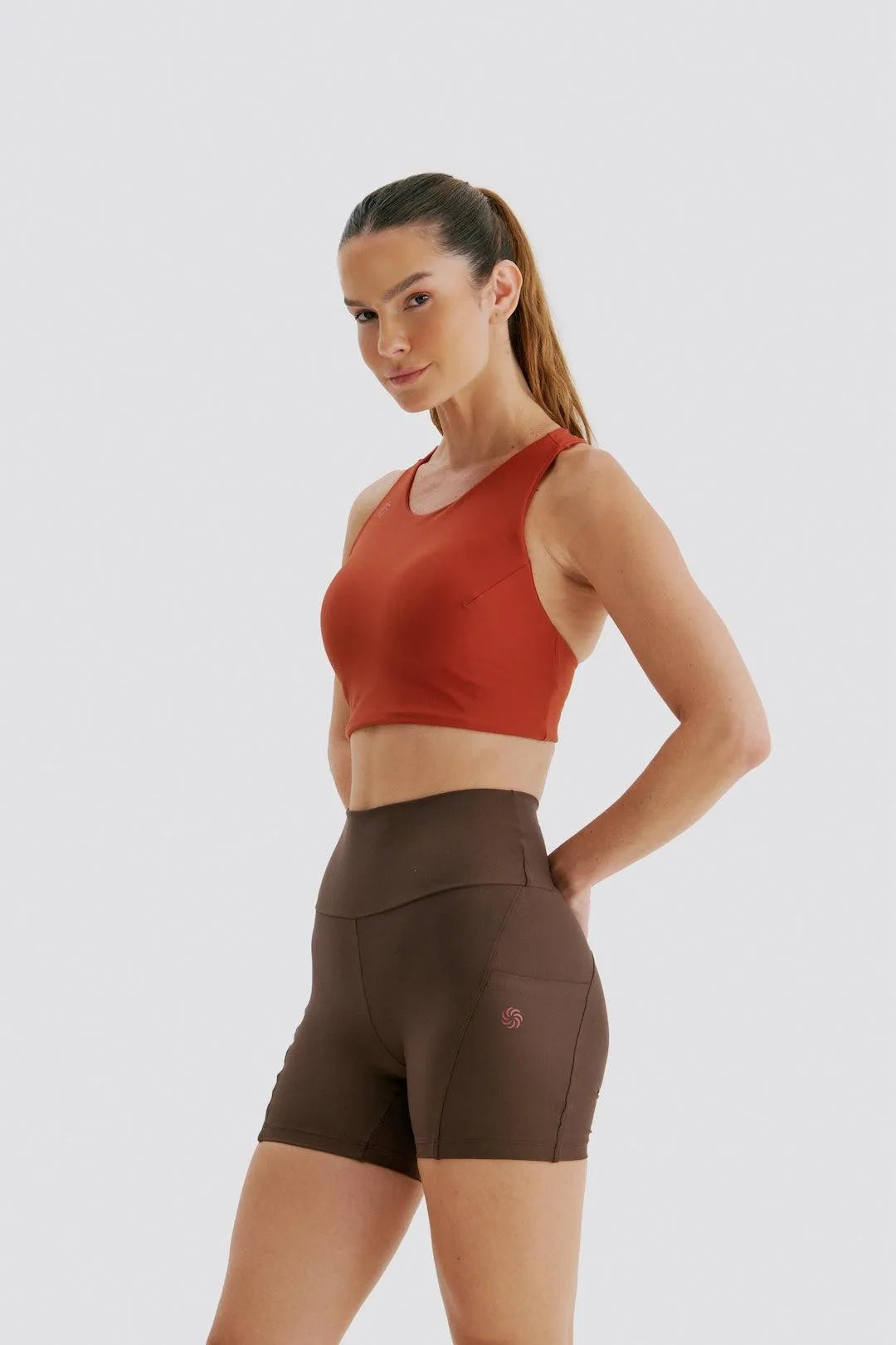 Top de Compressão com Bolso Cropped Bojo Fixo 2.0 Total Emana Cobre