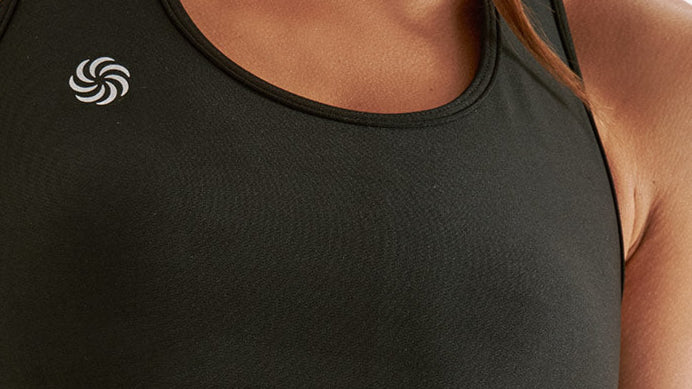Top de Compressão Multibolsos Aloeskin Preto
