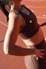 TOP DE COMPRESSÃO COM SUPER BOLSO ZERO ATRITO FlexSkin™ CHOCOLATE