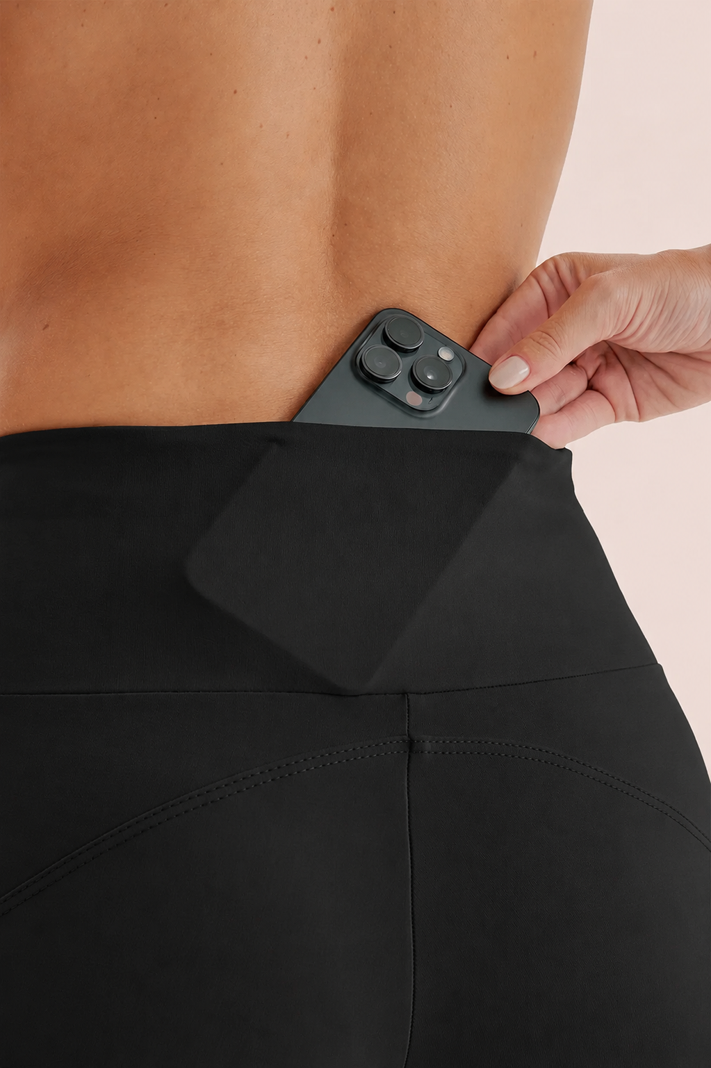 BERMUDA DE COMPRESSÃO COM 3 BOLSOS CLÁSSICO EMANA + COMPRESSSKIN PRETO