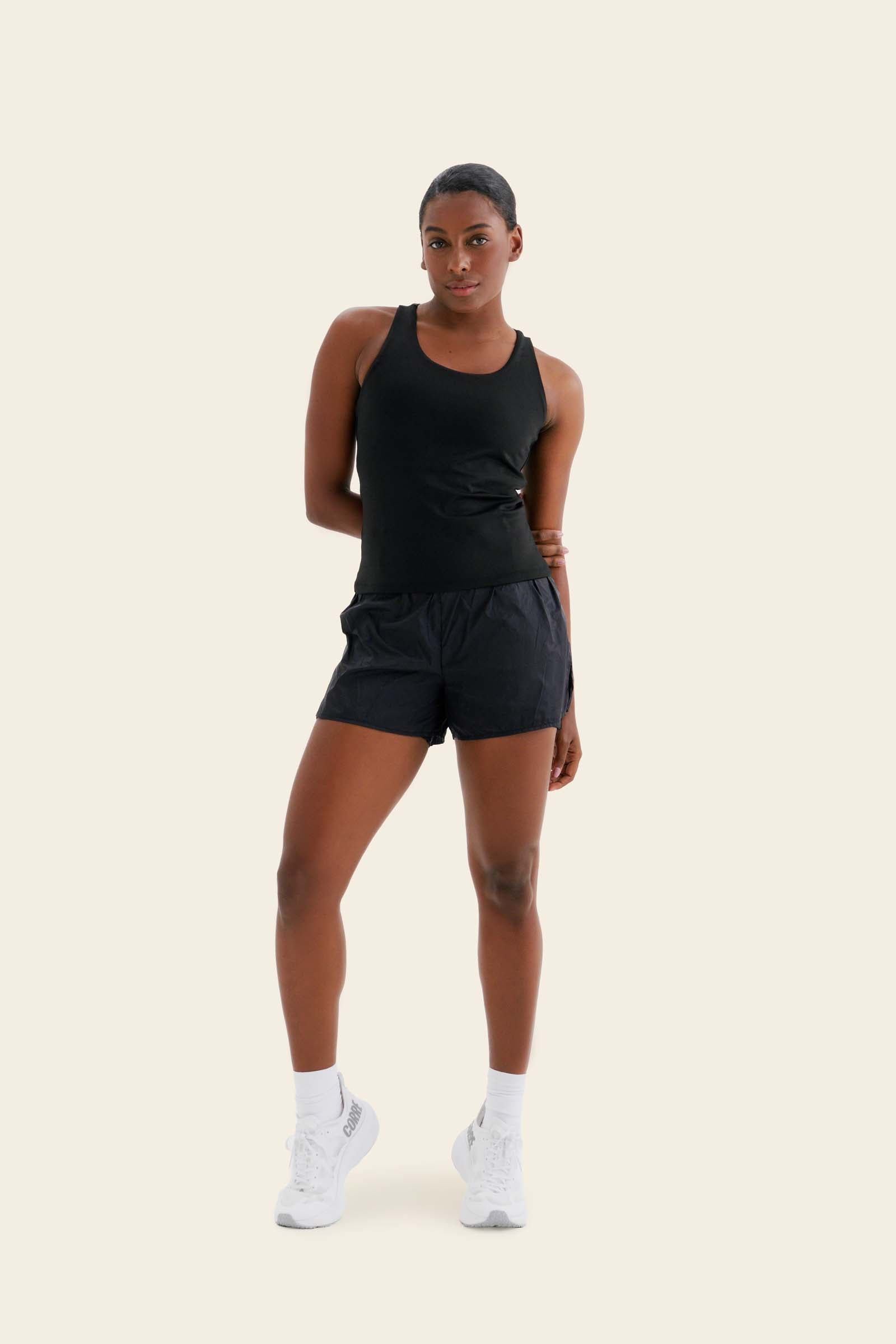 CAMISETA DE COMPRESSÃO COM SUPER BOLSO AloeSkin™ PRETA