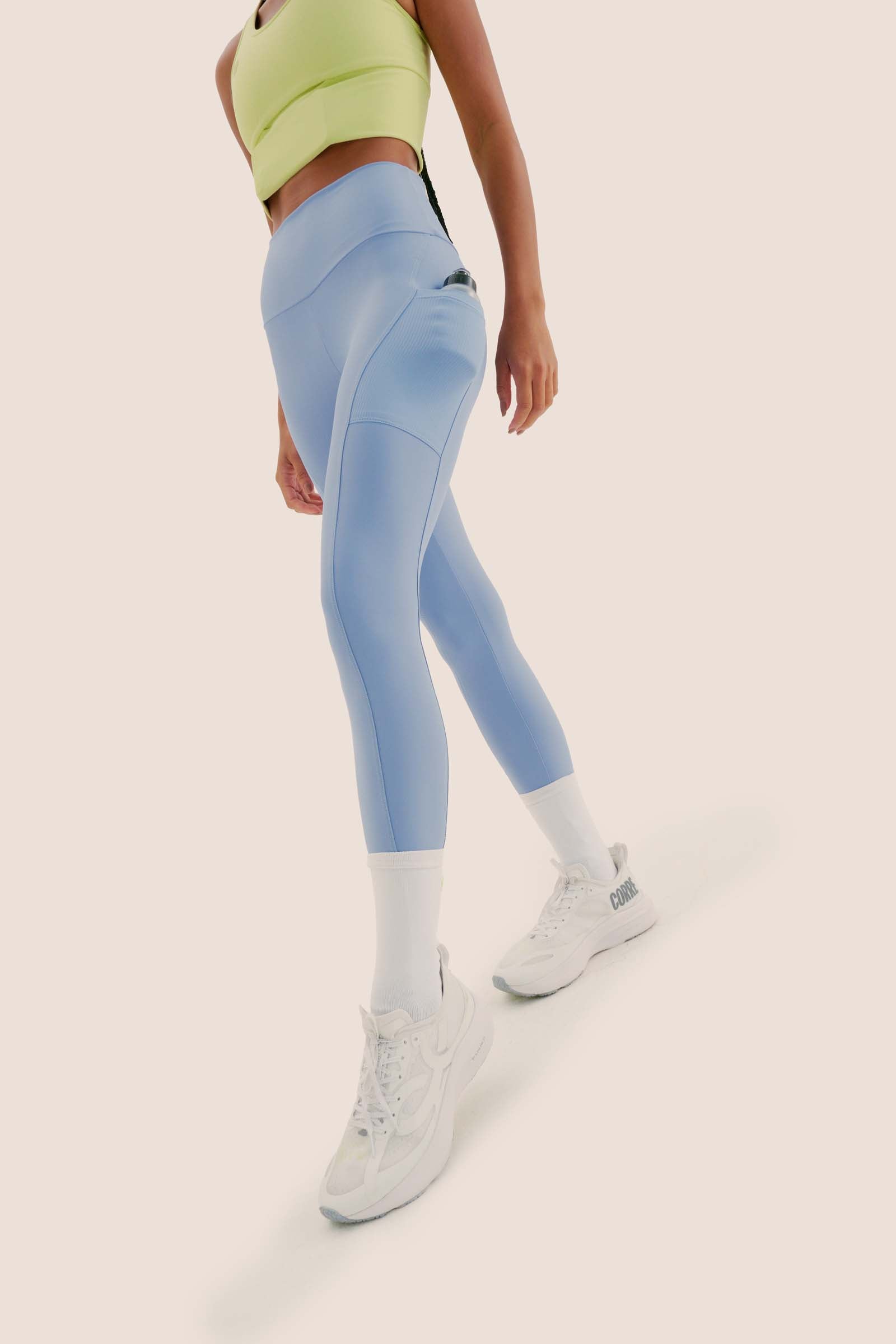 Calça de Compressão com 3 Bolsos Clássica FlexSkin™
