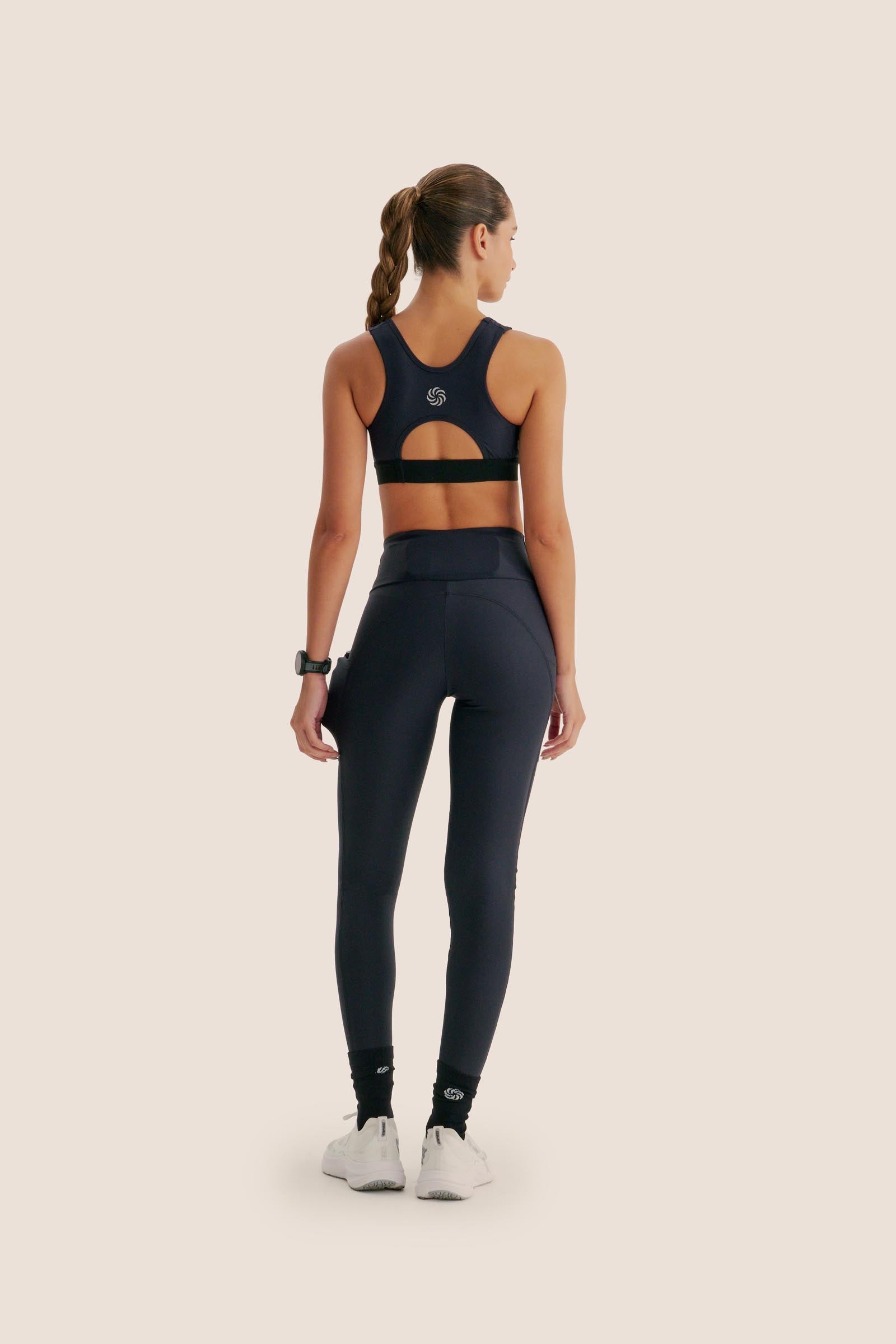 CALÇA DE COMPRESSÃO COM 3 BOLSOS CLÁSSICO PRETO