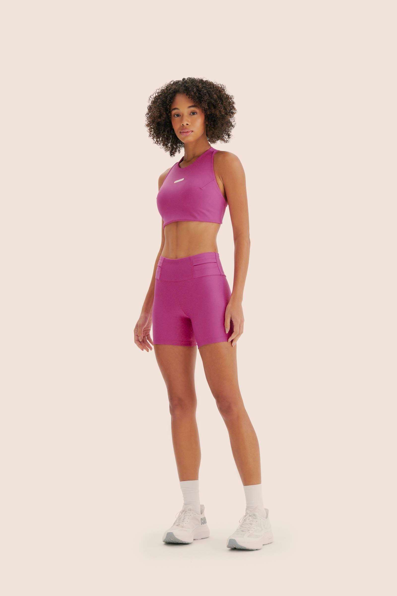 SHORT DE COMPRESSÃO COM BOLSO 360º FlexSkin™ MAGENTA