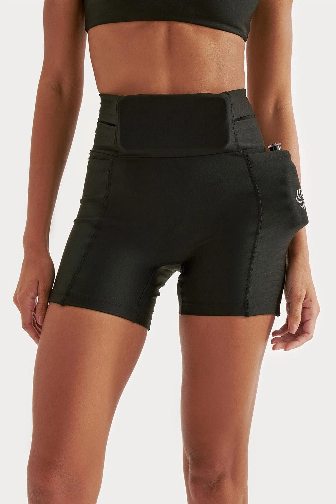 Short de Compressão com Multibolsos Livre AloeSkin Preto