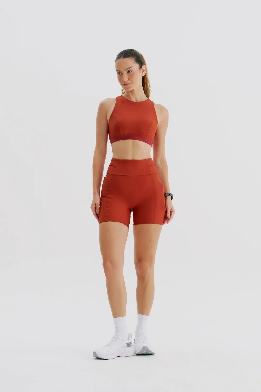 Short de compressão com Multibolsos Livre Total Emana Cobre