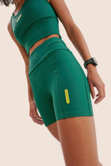 SHORT DE COMPRESSÃO COM MULTIBOLSOS LIVRE FlexSkin™ ESMERALDA