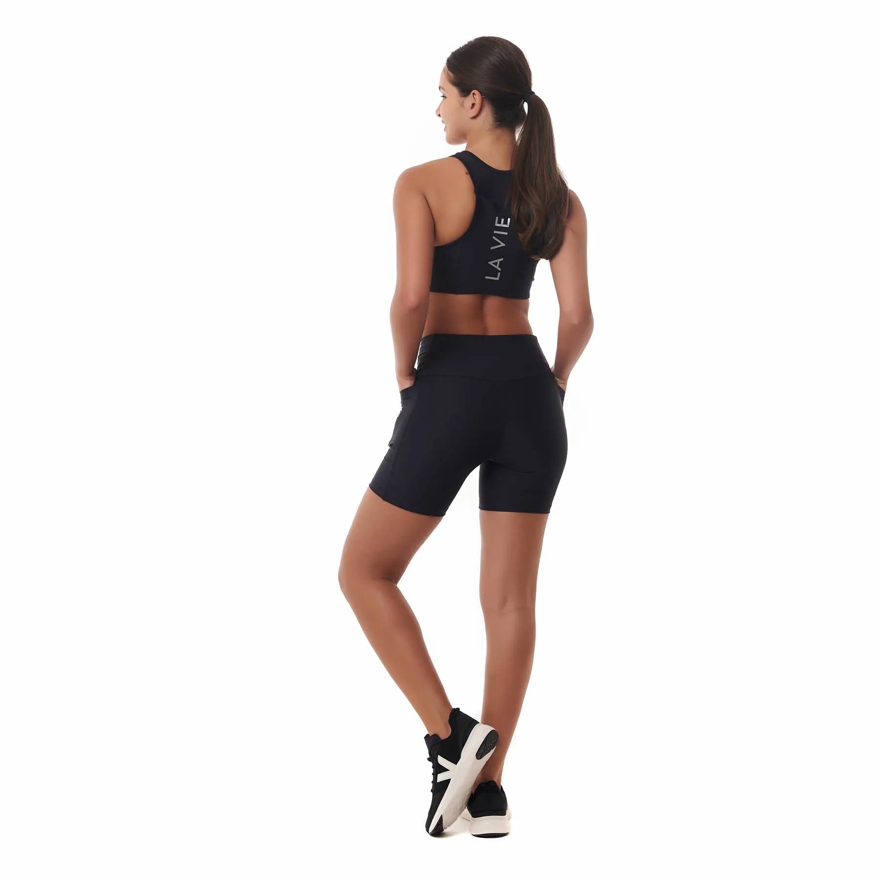 Short de Compressão com Multibolsos Total Emana Preto