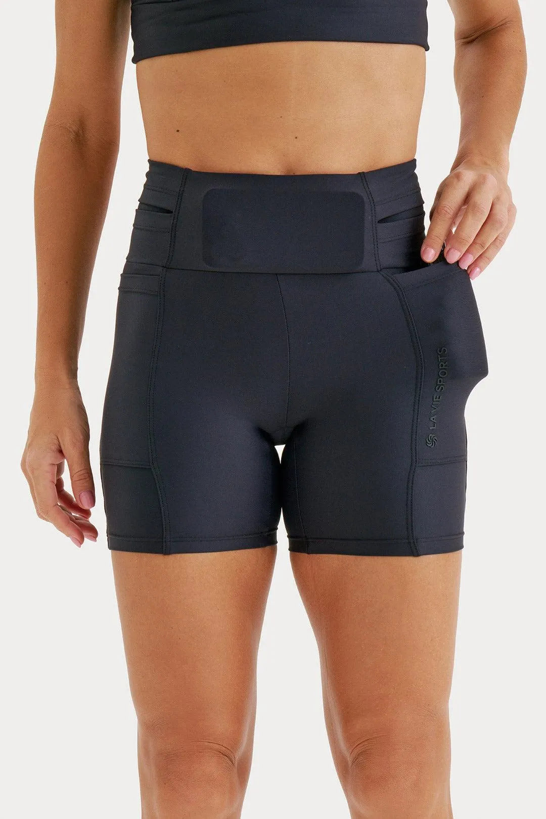 Short de Compressão com Multibolsos Simple Preto