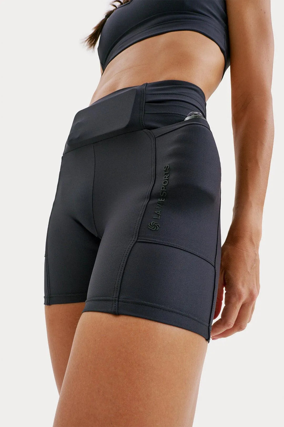 Short de Compressão com Multibolsos Simple Preto