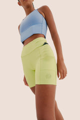 SHORT DE COMPRESSÃO COM MULTIBOLSOS FlexSkin™ ORVALHO