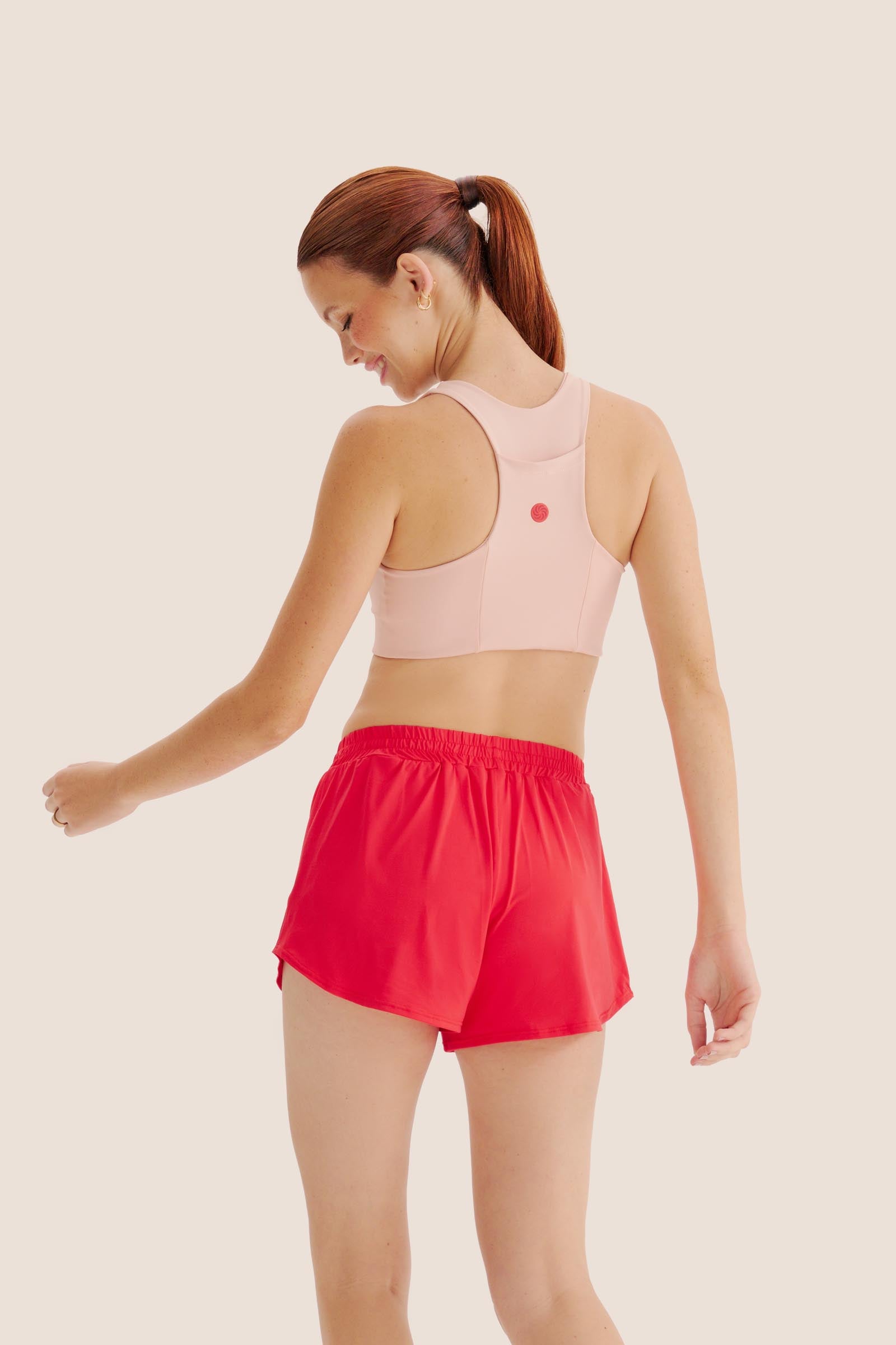 TOP DE COMPRESSÃO COM SUPER BOLSO ZERO ATRITO EMANA ROSE COM FOGO
