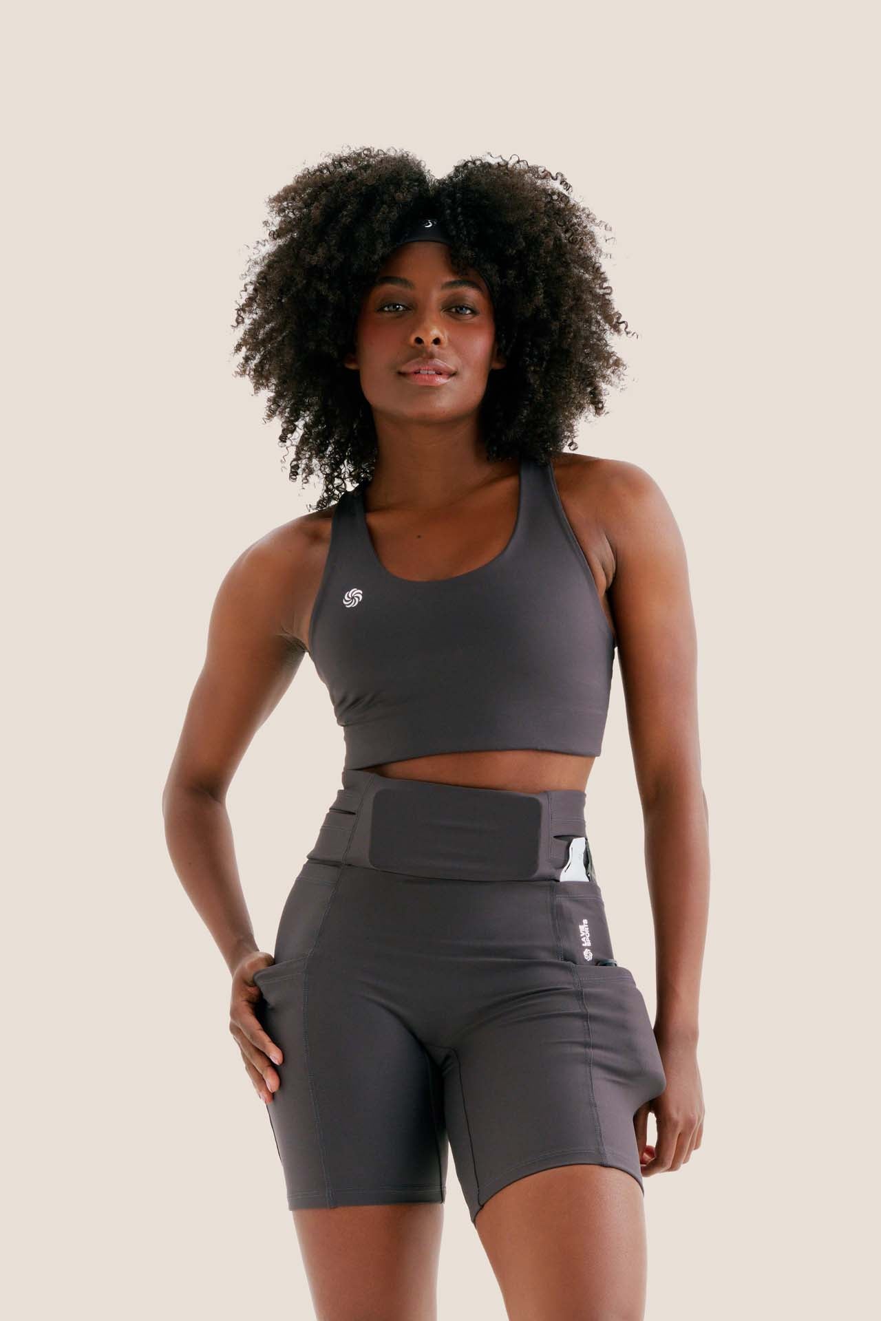 TOP DE COMPRESSÃO COM SUPER BOLSO ZERO ATRITO GRAFITE