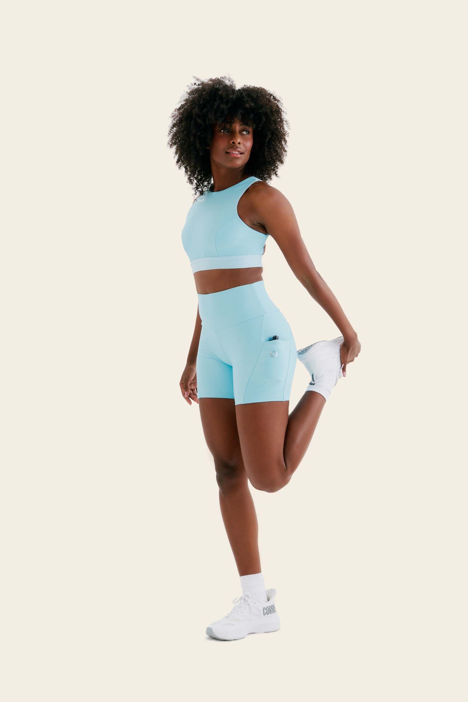 TOP CROPPED DUPLA FACE EMANA BRISA E NÉVOA - LA VIE SPORTS – La
